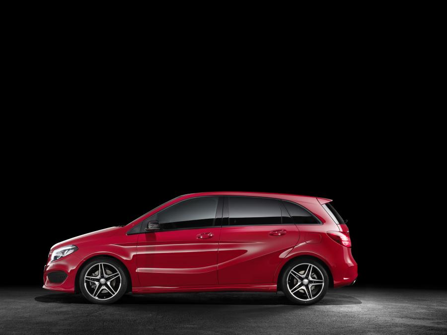  Mercedes-Benz B250 4Matic AMG Line 2014 года  (фото 12 из 30)